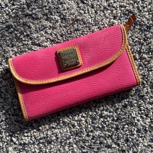 Dooney and Bourke pink leather wallet